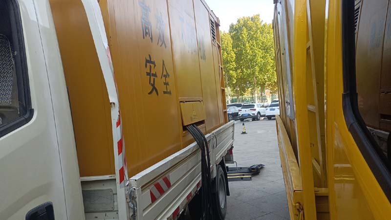 三江如何判断柴油发电机组和UPS电源的切换时间是否符合要求？