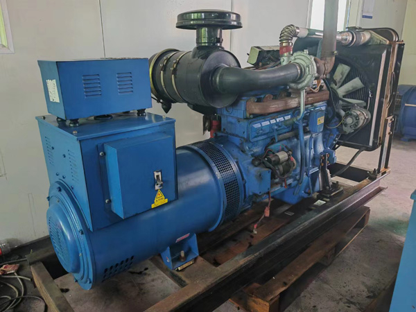 三江100kW柴油发电机组使用多级机油有哪些优缺点？